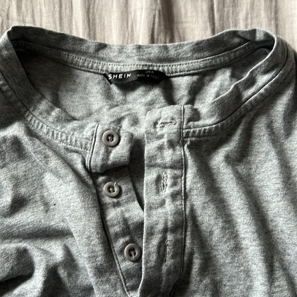 Henley Tshirt - Picture 3 of 4